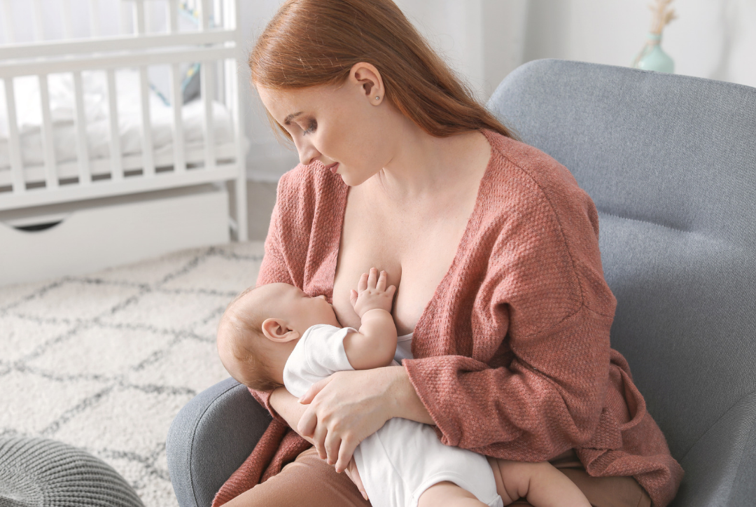 Como saber se o bebê está mamando o suficiente: sinais de uma boa alimentação